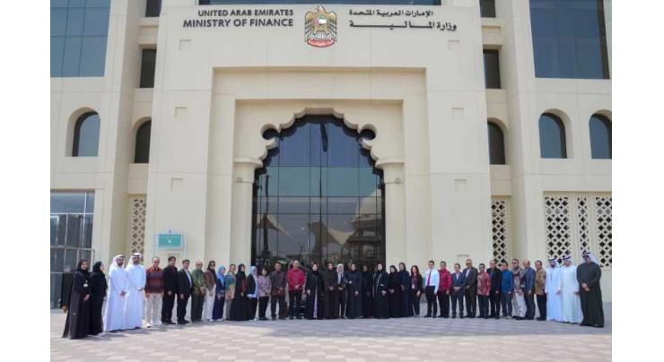 Ministry of Finance briefs visiting Indonesian delegation on best government practices