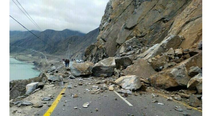 NDMA issues travel advisory as landslides cut off northern routes