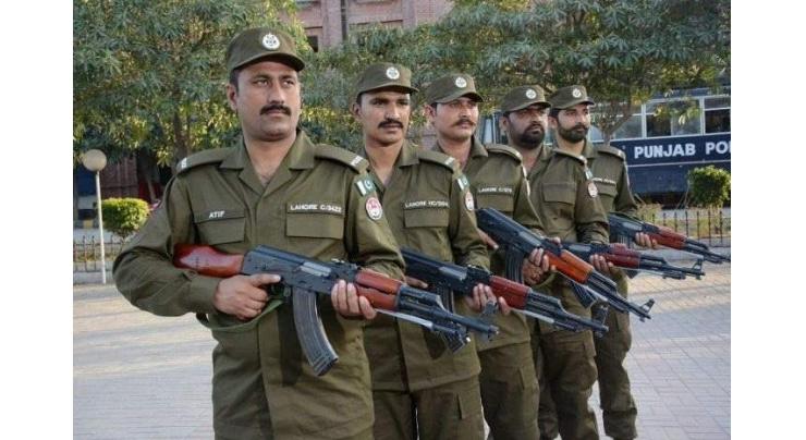 Five accused shot dead by accomplices