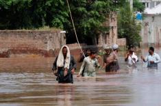 Decision to breach Sher Shah Bund as flood situati ..