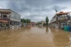 Raja Khaleeq visits Karachi's rain-affected areas ..
