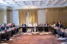 الإمارات وإيطاليا تبحثان استراتيجيات تعزيز التدفقات البينية ..