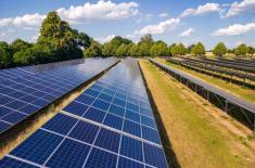 Renewables cover 57% of German electricity use in ..