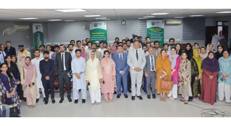 Bridging ideas and policy, PIDE opens doors to new scholars