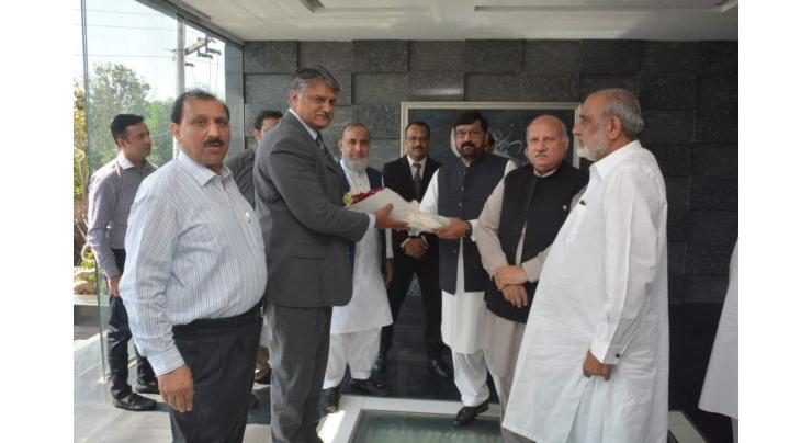 Additional director SBP Waqas Kashif Bajwa visits SCCI