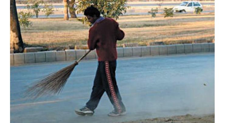 The Lahore Waste Management Company (LWMC) intensifies ongoing cleaning operation