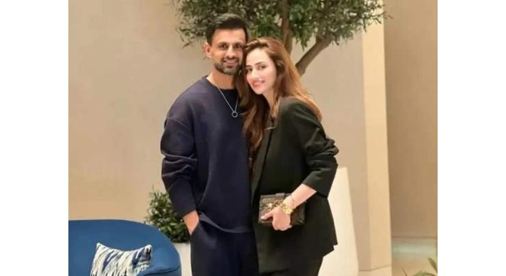 Sana Javed backtracks on Shoaib Malik team remarks