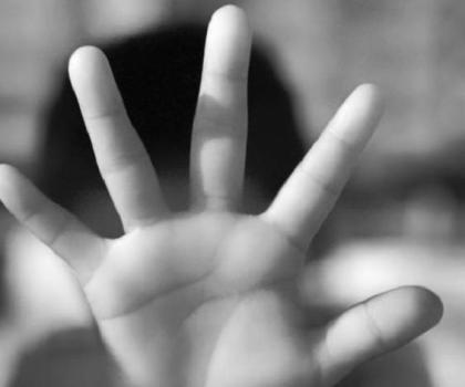 القبض علی رجل سوري بتھمة اغتصاب فتاة قاصر في لیبیا