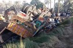 11 injured near Rawalpindi road accident