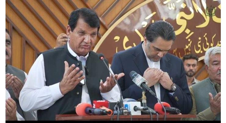 Govt stands with flood victims; peace top priority: Amir Muqam