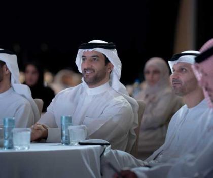 سلطان بن أحمد القاسمي يشهد جلسة مناقشة إستراتيجية مجلس القضاء بالشارقة