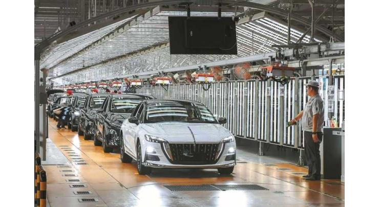 China's auto output, sales rise sharply in March