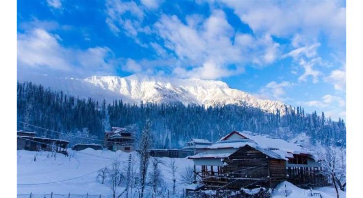 Mainly hot, dry weather to persist across country; rain likely in Kashmir