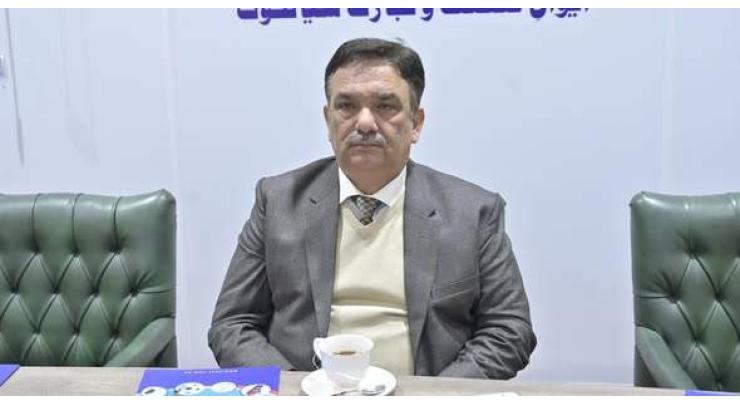 Sialkot Chamber of Commerce and Industry (SCCI) President Syed Ahtesham Mazhar discusses exporters’ issues with PRA chairman