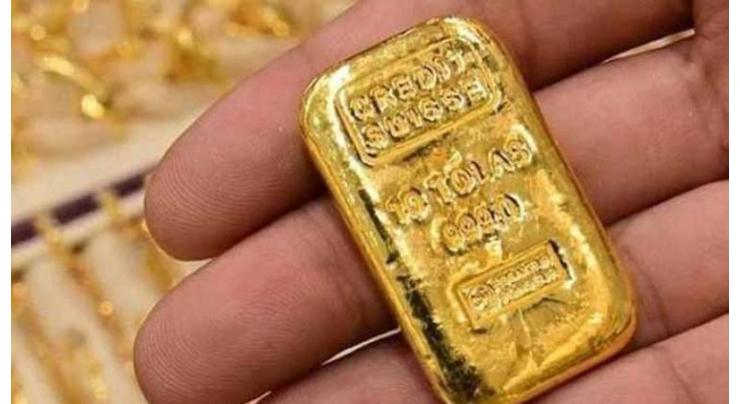 Gold price jumps by Rs9,100 per tola in Pakistan