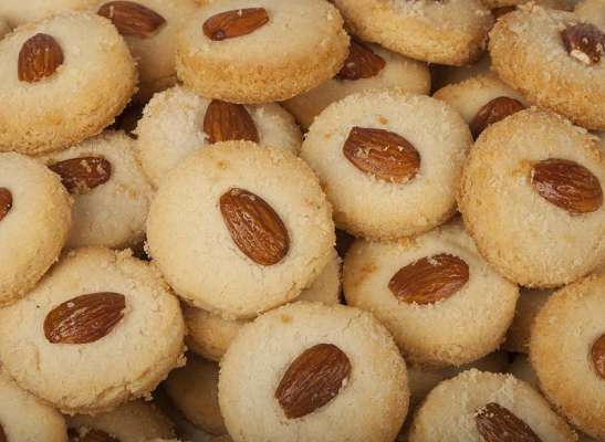 Badam Kay Biscuit Recipe in Urdu Video - Badam Kay Biscuit Video (No. 4580)...