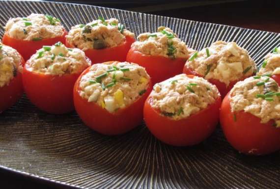 Sabzi Bharay Tamatar (Stuffed Tomato) Recipe In Urdu