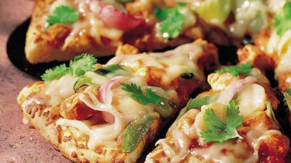 Easy Chicken Pizza Recipe In Urdu