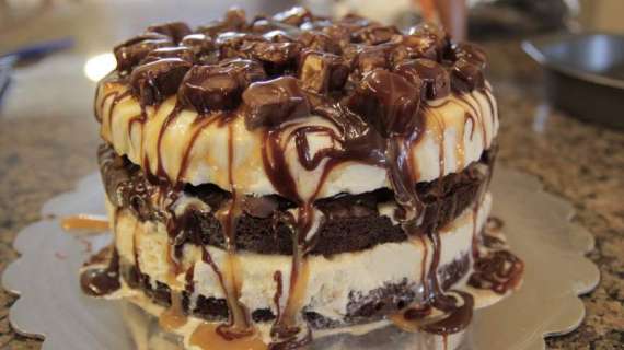 Chocolate Icecream Cake Recipe In Urdu
