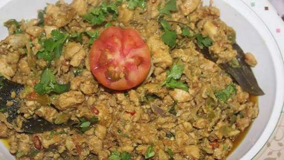 White Chicken Makhni Keema Recipe In Urdu