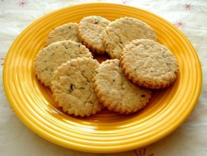 Biscuit namkeen Recipe In Urdu