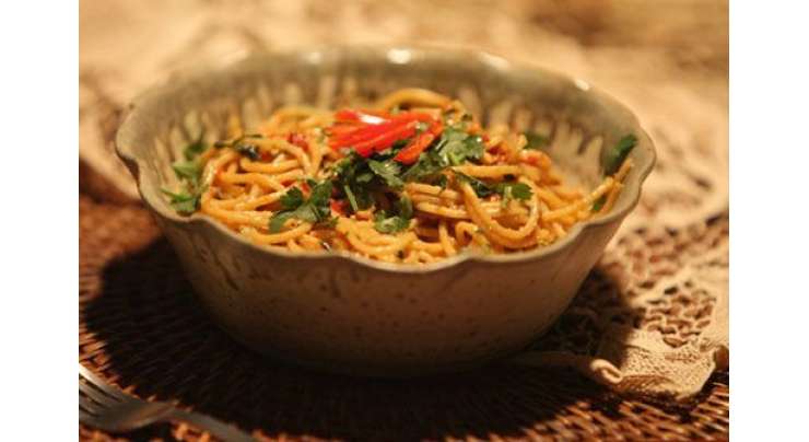 Noodles And Spicy Sauce Recipe In Urdu