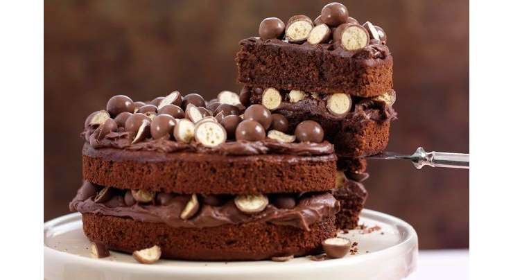 Chocolate Frosting Cake Recipe In Urdu