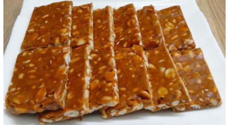 Moong Phali Ki Toffee Recipe In Urdu
