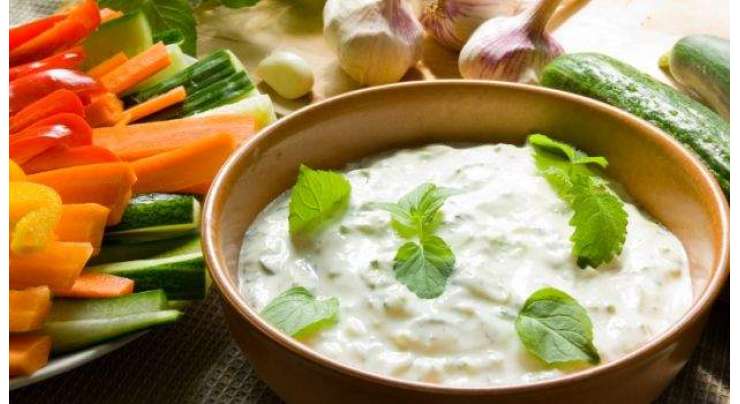 Salad And Dahi Ki Dressing Recipe In Urdu