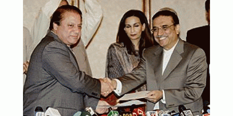 KIya Nawaz Sharif Zardari Mulk Ko Bohran Se Nikaal Sakte Hain