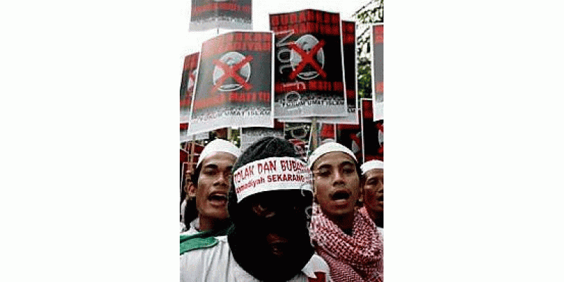 Indonesia main islam ki maqboliat se maghrib pareshan