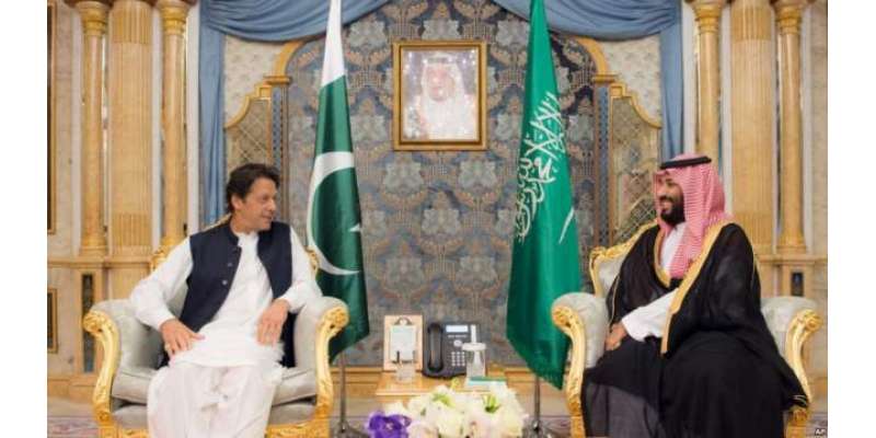 Pakistan ka maali bohraan aur wazeer e azam ki bairooni doray