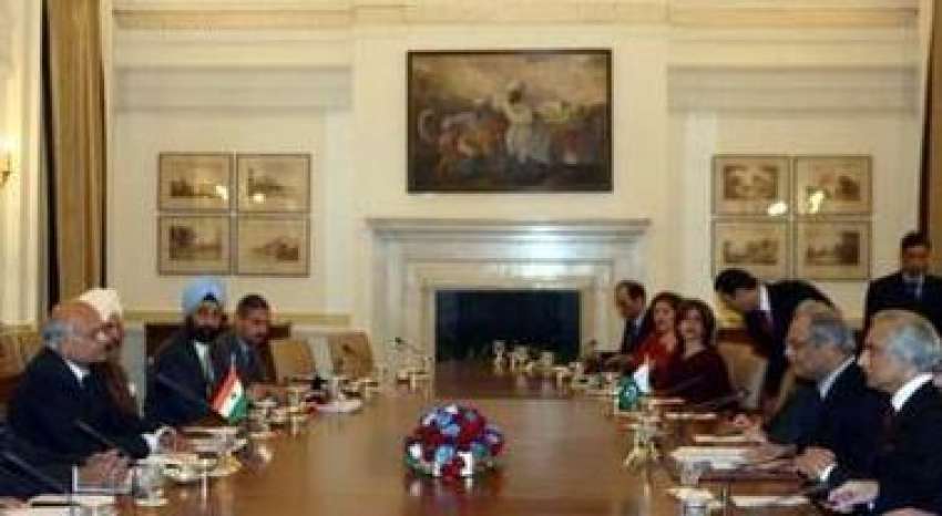 نئی دہلی،پاک بھارت سیکرٹری خارجہ وفود کے ہمراہ مذاکرات ..
