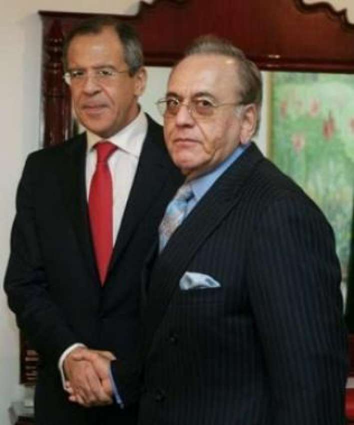 اسلام آباد، وزیر خارجہ خورشید قصوری روسی وزیر خارجہ سے ملاقات ..