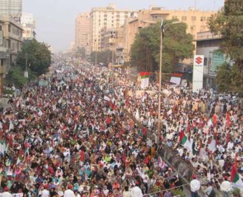 کراچی، حقوق نسواں بل پاس ہونے کی خوشی میں نکالی جانے والی ..