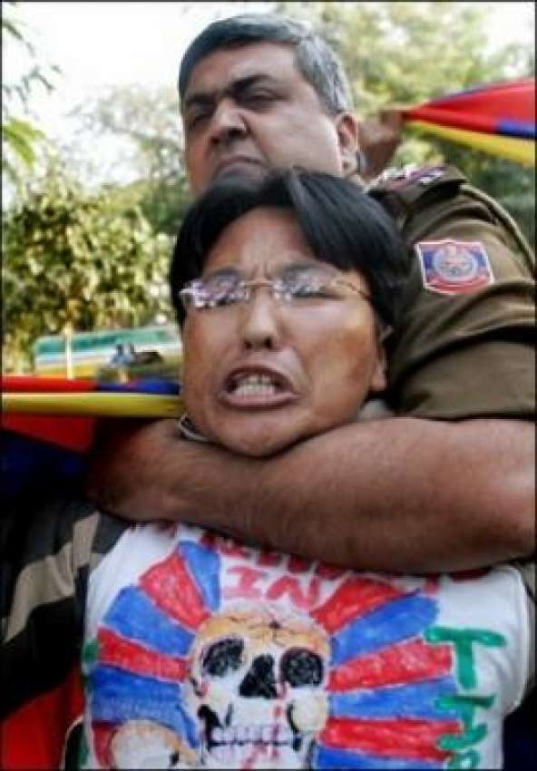 چینی صدر کی بھارت آمد کے خلاف مظاہرہ کرنے والوں کو پولیس ..