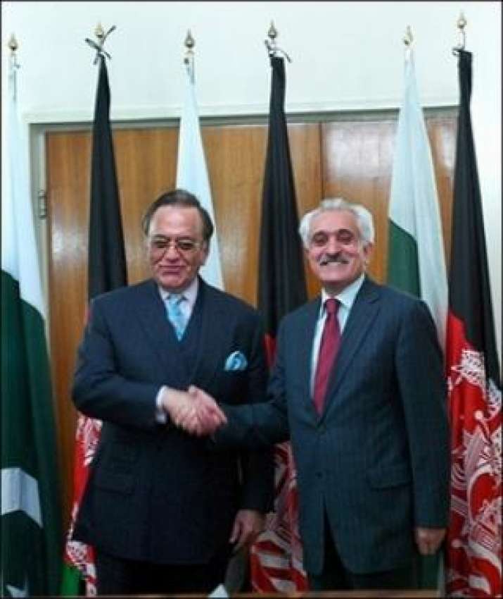 کابل، وزیر خارجہ خورشید قصوری اپنے افغان ہم منصب سے ملاقات ..