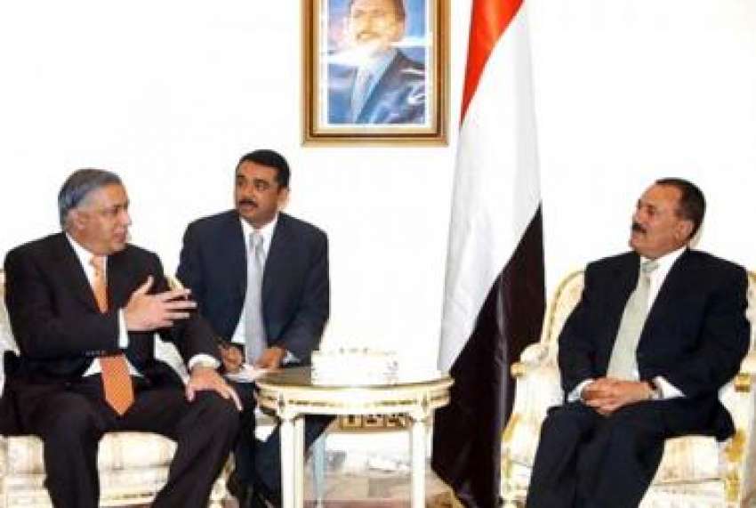 وزیر اعظم شوکت عزیز یمن کے صدر سے ملاقات کر رہے ہیں۔