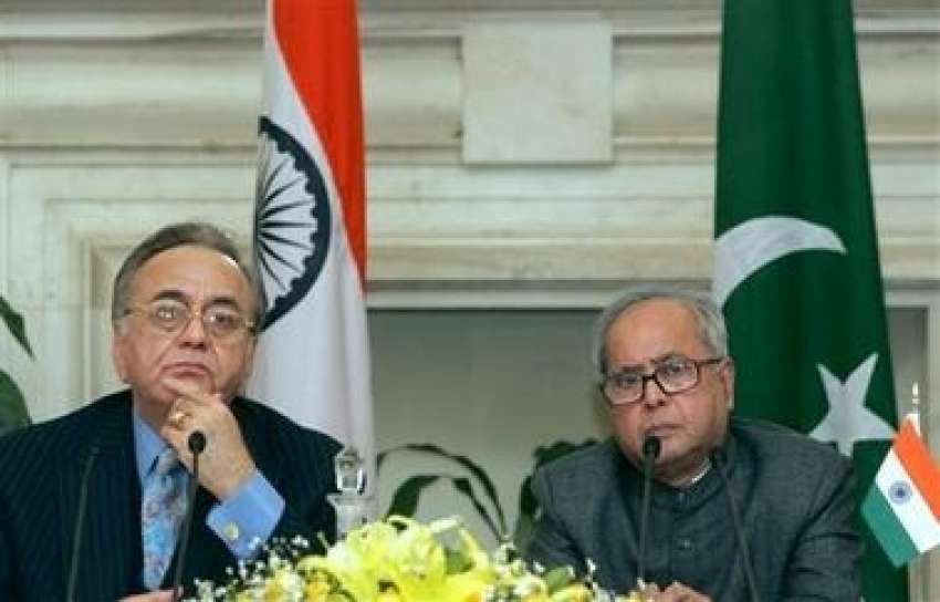 نئی دہلی،وزیر خارجہ خورشید قصوری اپنے بھارتی ہم منصب پرناب ..
