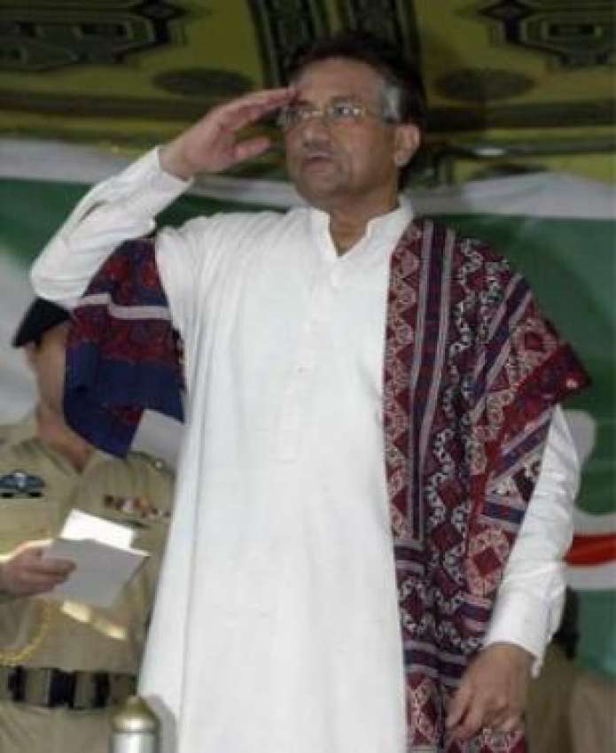 لاڑکانہ،صدر جنرل مشرف پاکستان مسلم لیگ کی ایک ریلی میں عوام ..