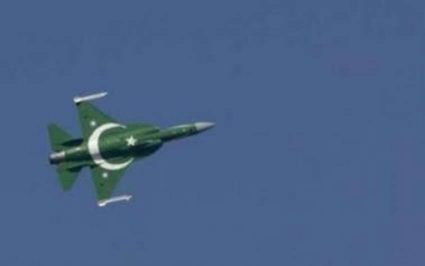 اسلام آباد،یوم پاکستان پریڈ کے موقع پر پاکستانی پرچم کے ..