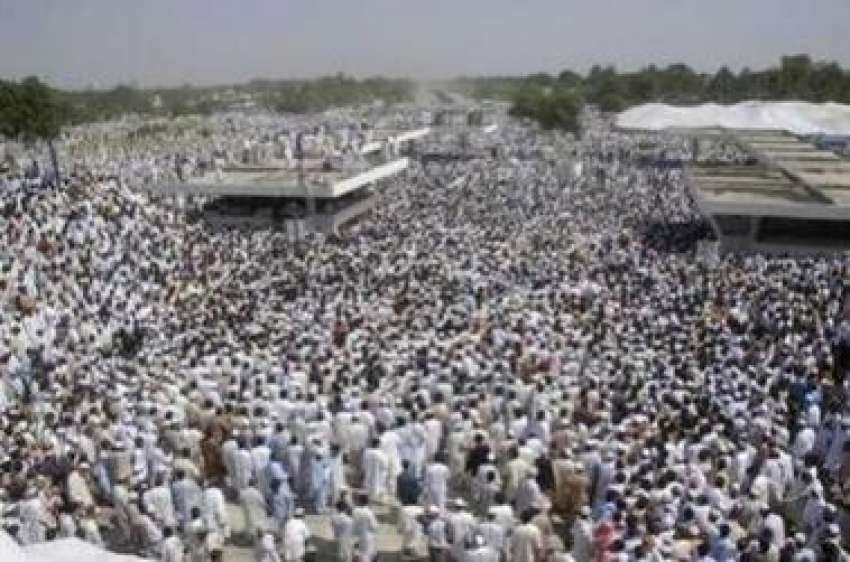 اسلام آباد،فیصل مسجد کے اطراف میں لاکھوں افراد امام کعبہ ..