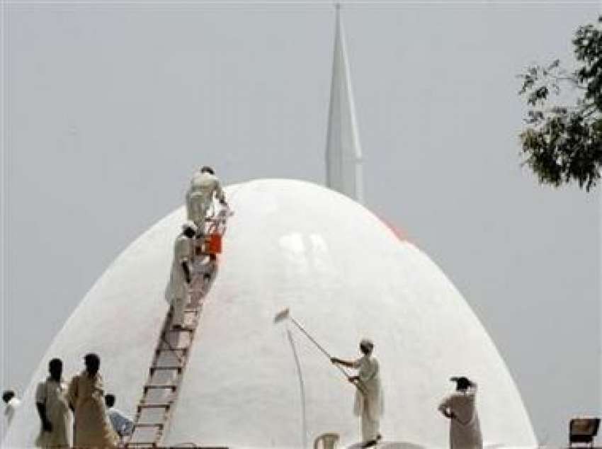 اسلام آباد،لال مسجد کے گنبد کا رنگ جو کل طلبا نے سُرخ کر ..