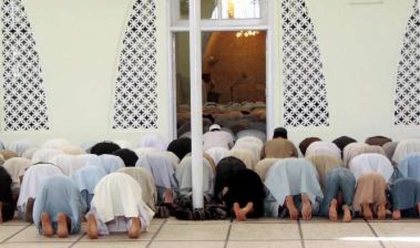 اسلام آباد،سپریم کورٹ کے حکم پر لال مسجد  کو دوبارہ  کھولے ..