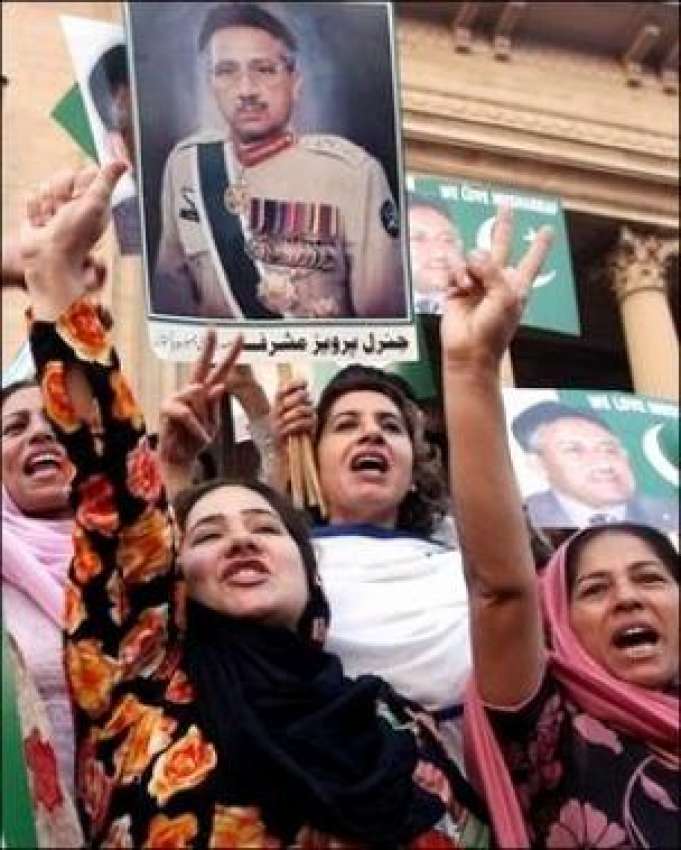 لاہور، مسلم لیگی خواتین صدر مشرف کے دوبارہ منتخب ہونے کی ..