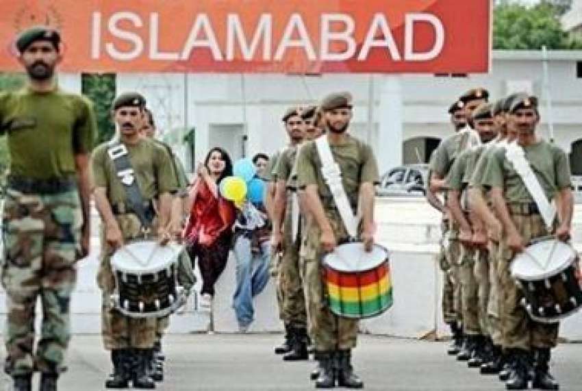 اسلام آباد،فوجی بینڈکل پاکستان پہنچنے والی اولمپک مشعل ..
