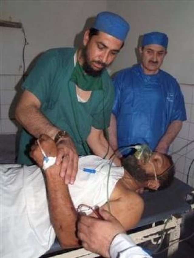 مردان،مقامی ہسپتال میں ڈاکٹر پولیس سٹیشن پر ہونیوالے بم ..