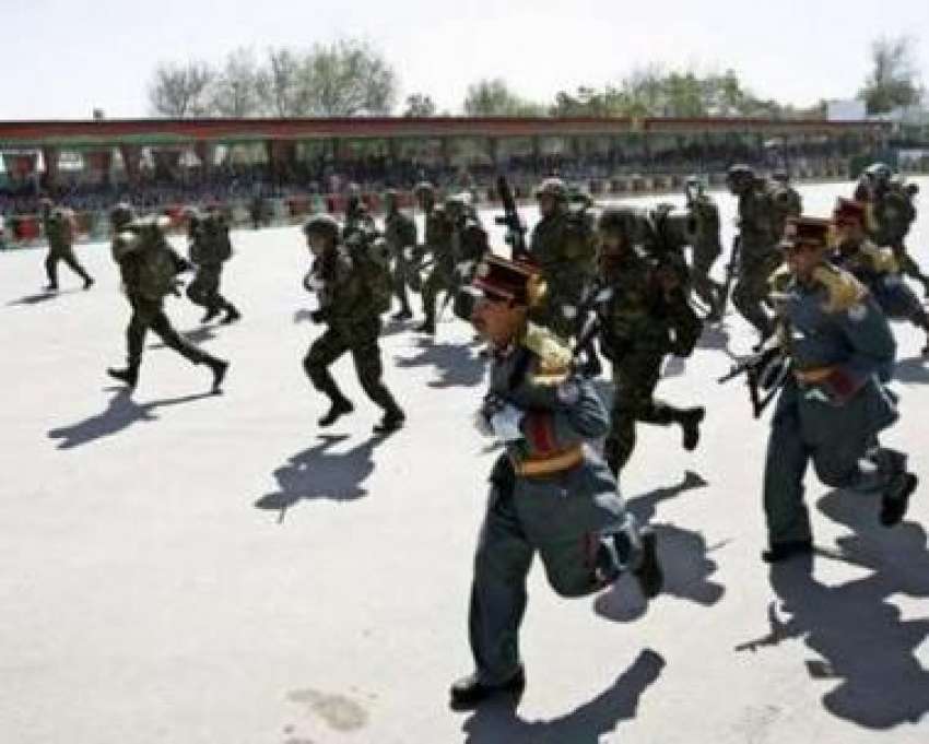 کابل،افغان فوجی پریڈ کے دوران فائرنگ کے بعد محفوظ مقام کی ..