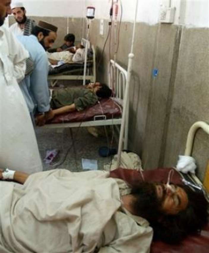 پشاور،خیبر ایجنسی میں قبائل میں تصادم سے زخمی ہونے والوں ..