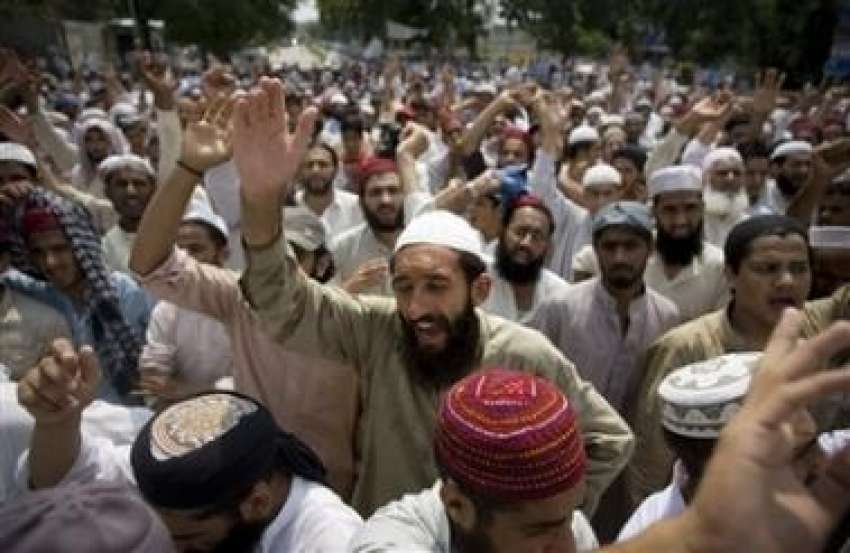 اسلام آباد،لال مسجد اوردیگر مدارس کے طلبا نماز جمعہ کے بعد ..